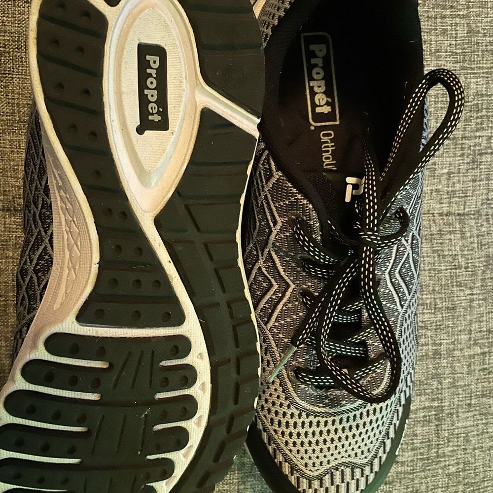 Propet Black and White Athletic Shoes - Picture 3 of 4